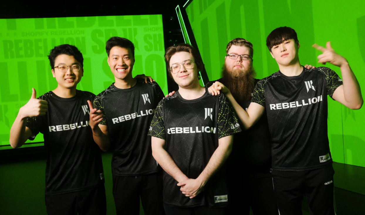 Shopify Rebellion в League of Legends