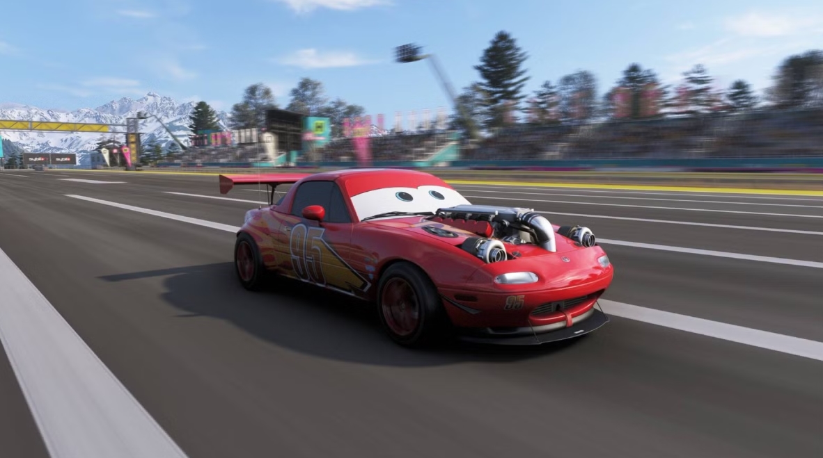 кастомная Mazda MX-5 в стиле Lightning McQueen на трассе Forza Horizon 6 во время фарма кредитов и XP