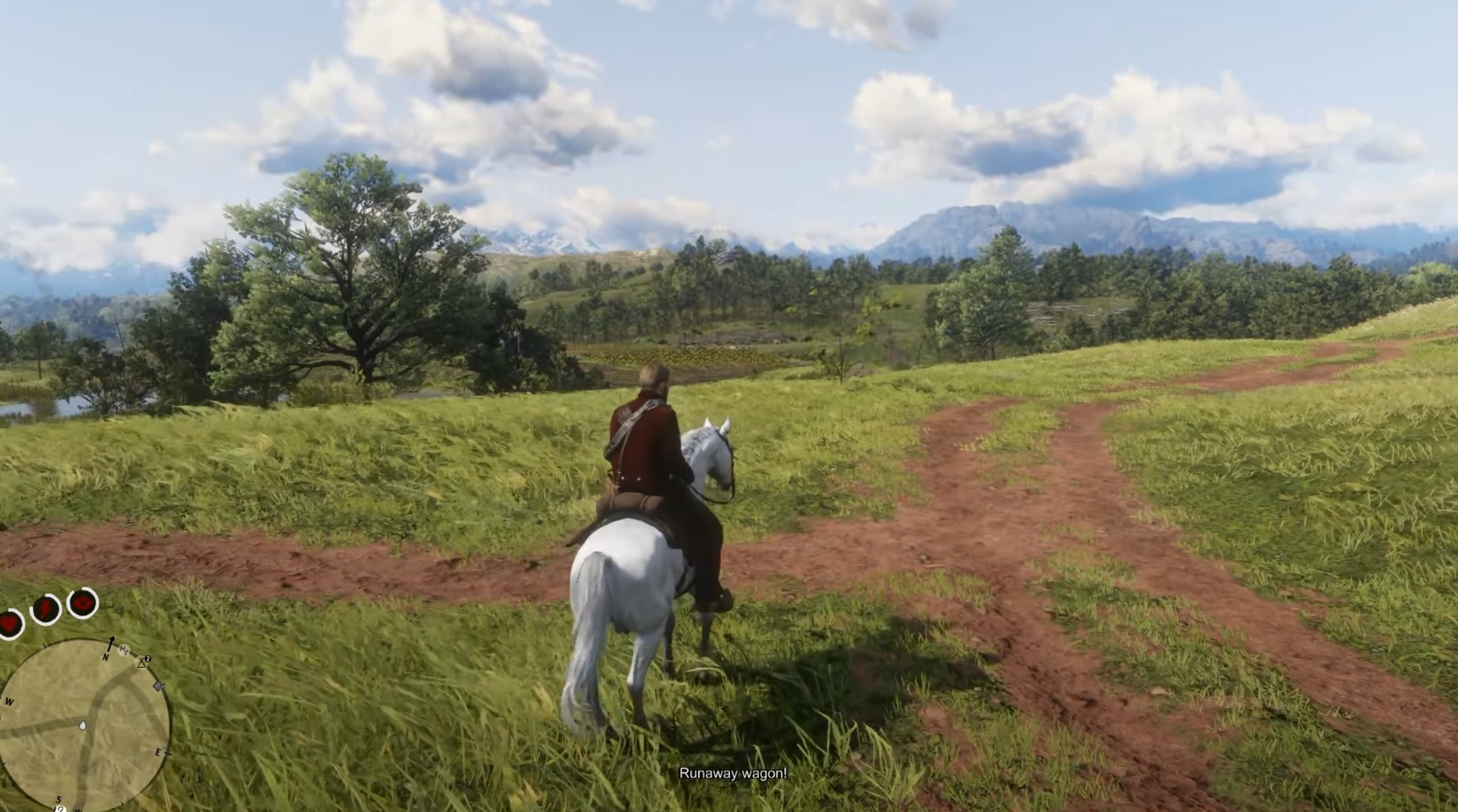 Артур Морган сталкивается со случайным событием «Сбежавшая повозка» в Red Dead Redemption 2 благодаря моду Random Events Mod