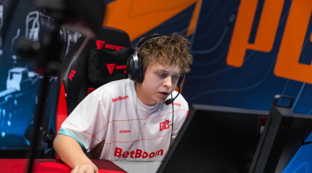 Игрок BetBoom Team s1ren во время турнира по Counter-Strike 2, пропустивший Major из-за визовых проблем
