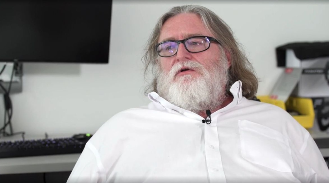 Гейб Ньюэлл даёт интервью, рассказывая о Valve и индустрии видеоигр