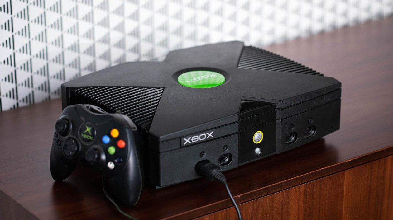 Оригинальную Xbox выпустили в виде конструктора с Halo, Morrowind и Psychonauts — изображение 1